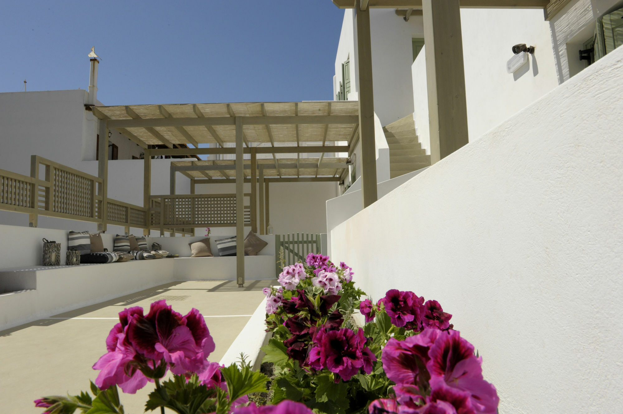 Almyris Hotel Adamantas  Luaran gambar