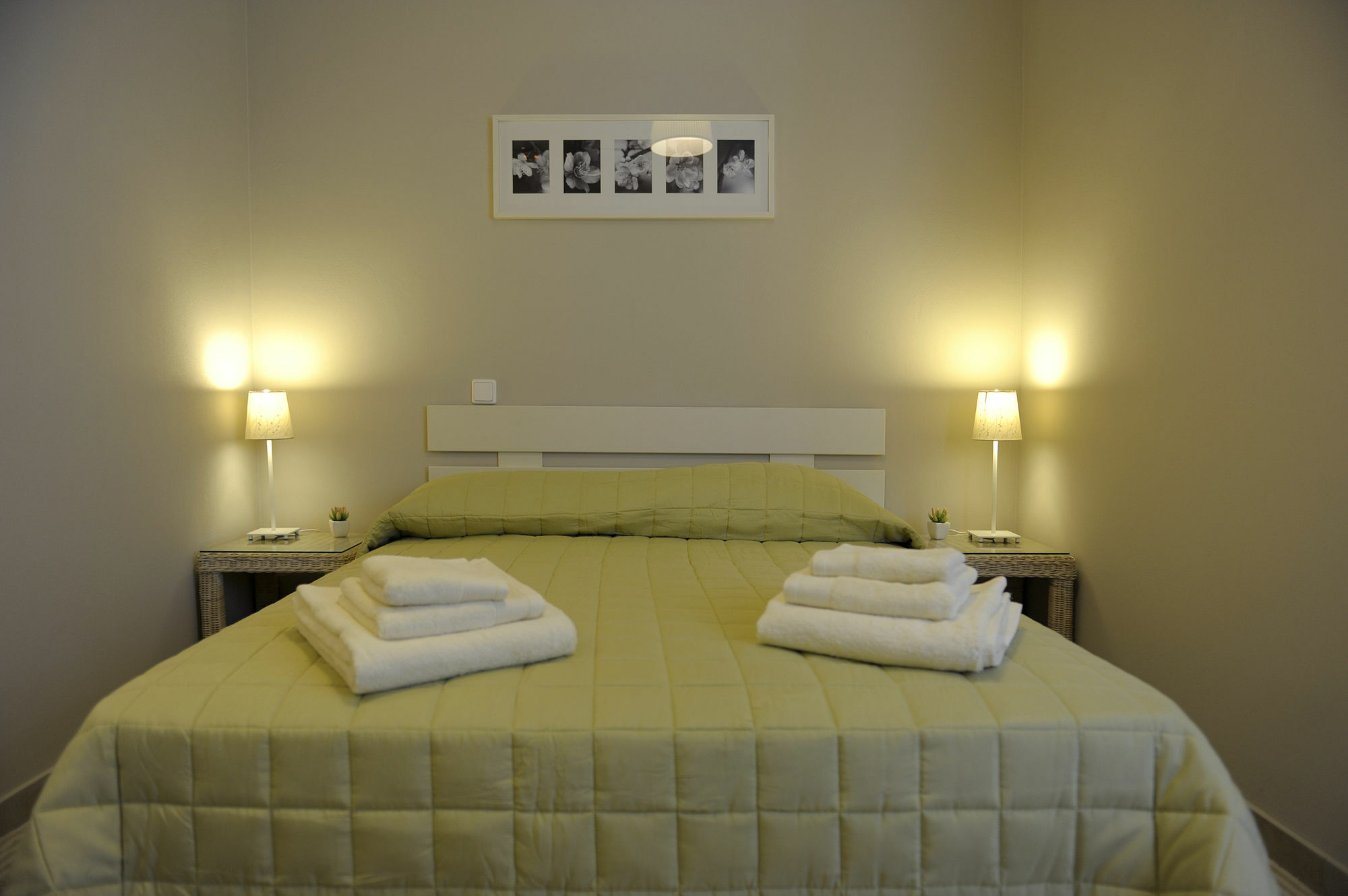 Almyris Hotel Adamantas  Luaran gambar